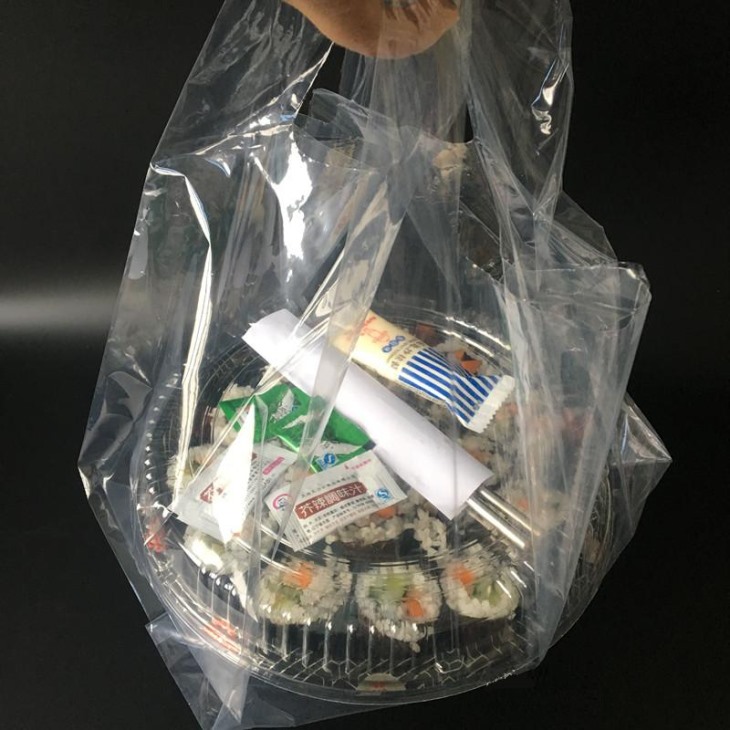 【48812】大猫腻！买2斤海鲜塑料袋就值11元！记者厦门商场实测